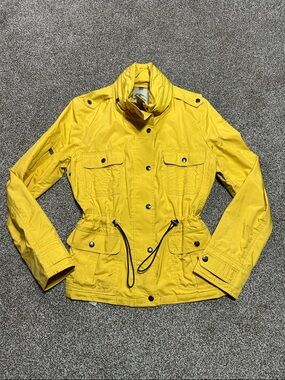 Burberry London Yellow Elastic Waist Multi-Pocket Hooded Rain Jacket sz L